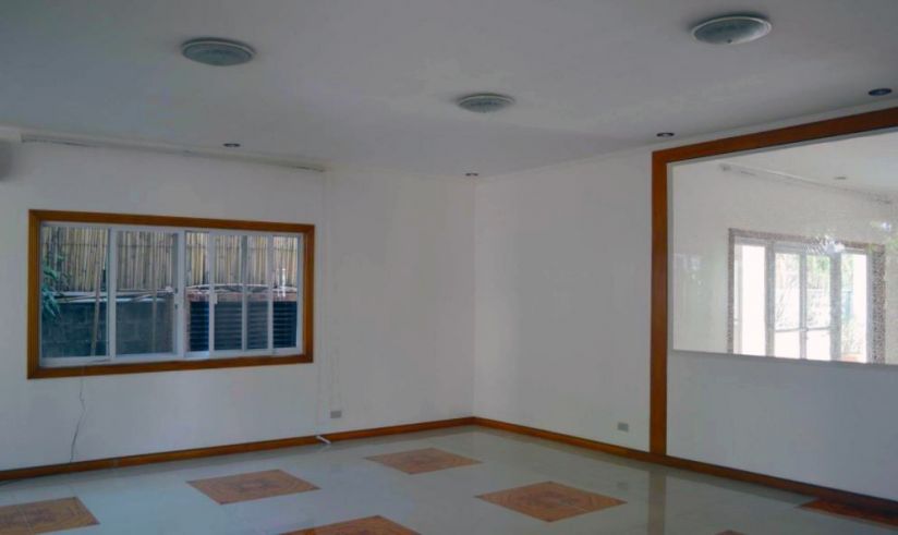"Enormous 3 Bedroom House and Lot for Rent in Dasmarinas Village, Makat"04