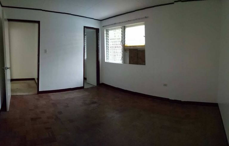 Affordable Bungalow house for rent downtown cdo04