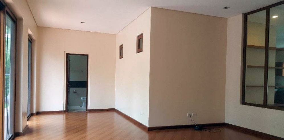 3 Bedroom House and Lot for Rent in Dasmarinas Village Makati(All Dire03