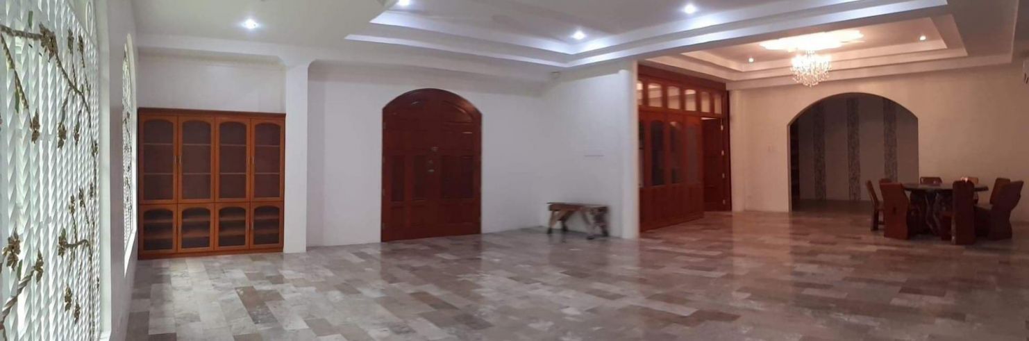 This 4 Bedroom Bungalow House for Rent near Clark Freeport Zone04