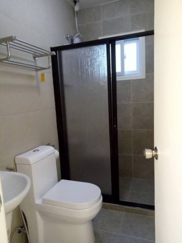 Furnished Modern House With 4 Bedrooms For Rent Near Clark Angeles Cit03