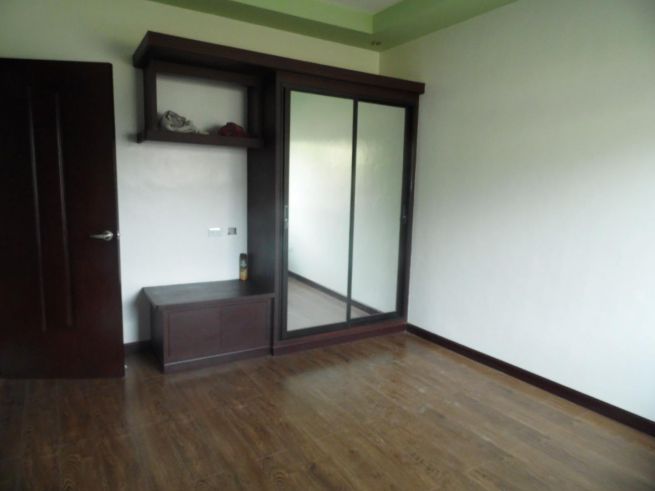 "For Rent House and Lot With 4BR in Friendship, Angeles City"03