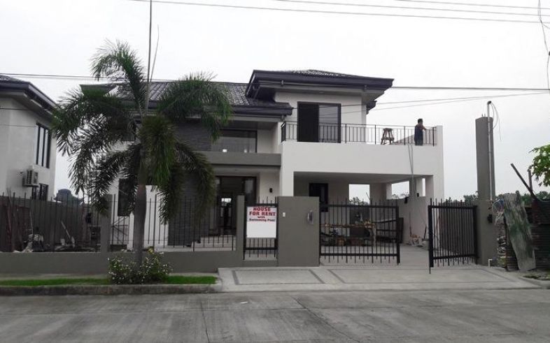 3 Bedroom Brand New House with Pool for Rent in Hensonville01