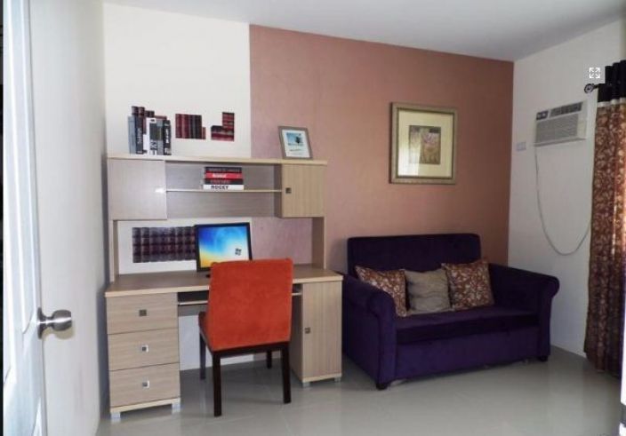 Bungalow House with 3 Bedrooms for rent - 25K04