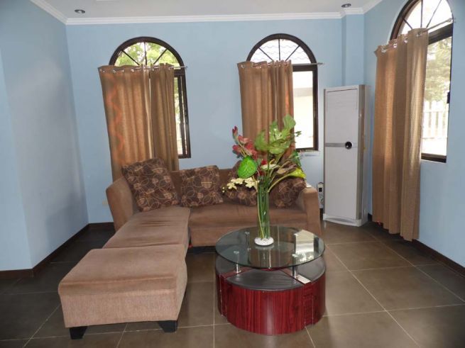 Furnished 3 Bedroom House for Rent in Angeles City03