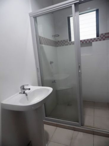 Townhouse for Rent in a Secured Subdivision04