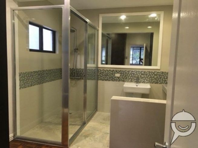 "HOUSE FOR RENT IN MAKATI (BSR-MKT-03), 3 BR PLUS DEN"03