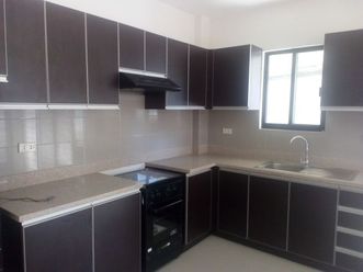 4BR House for rent in Banawa Cebu City02