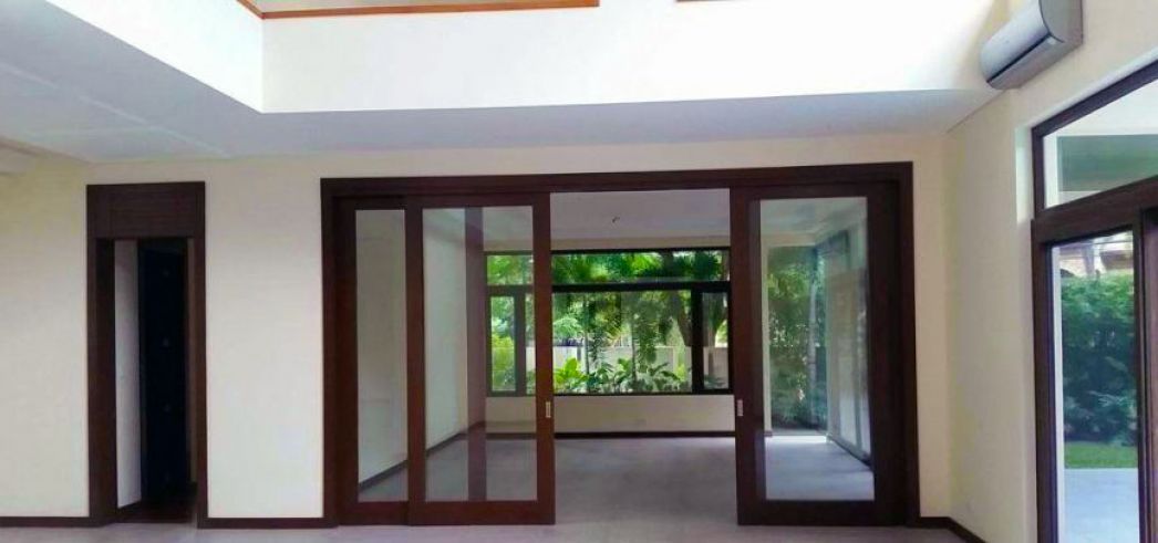 "Large 5 Bedroom House and Lot for Rent in Dasmarinas Village, Makati C"04