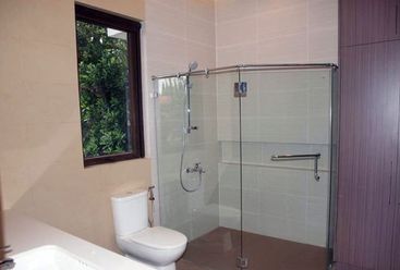 "Exclusive 4 Bedroom House and Lot for Rent in San Lorenzo Village, Mak"02