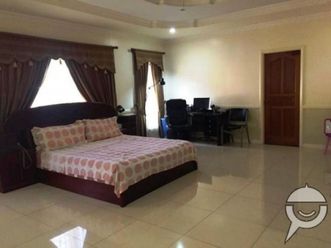 Furnished Bungalow 4 bedrooms house and lot for rent02