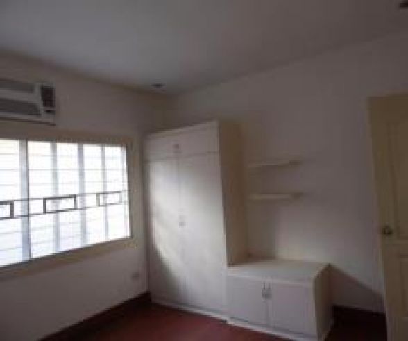 For Rent 3 Bedroom Furnished Bungalow House In Angeles City03