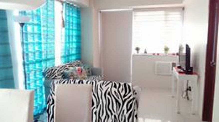 One Palm Tree Villas Fur One Bedroom in Pasay City03