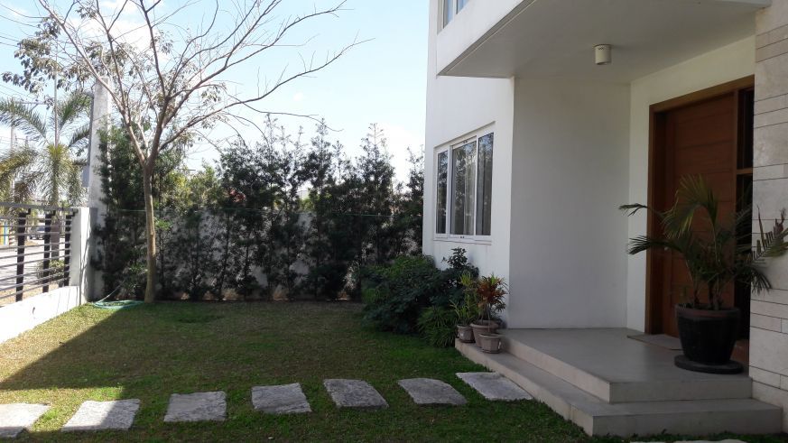 4 BR House with swimming pool for rent - 100K04