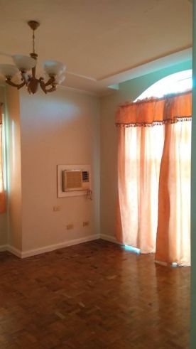 2 Storey House with 4 Bedrooms for rent in Angeles City Pampanga - 31K04