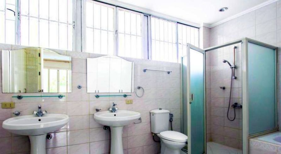 "Stunning 3 Bedroom House and Lot for Rent in Dasmarinas Village, Makat"03