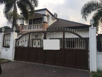 Two Storey House for rent with 5 bedrooms in Anunas02