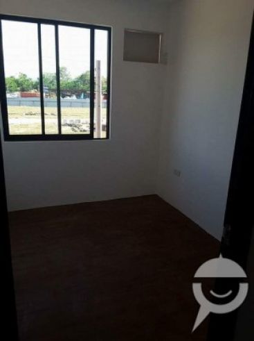 House For Rent Brandnew House in Uptown03