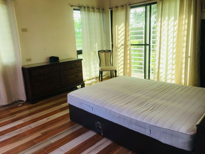 Modern House and Lot For Rent With 3 Bedrooms Furnished Near Clark -5003