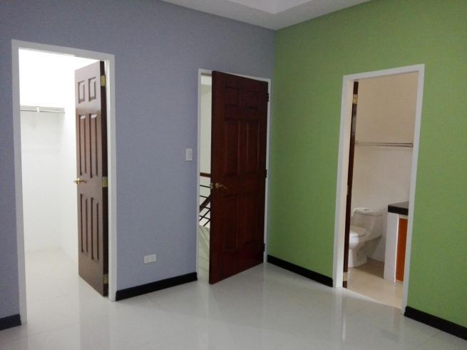 "Townhouse With 2Bedrooms For Rent Near Friendship, Angeles City"03