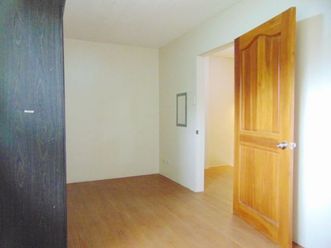 Banawa House and Lot for Rent with 3 Bedrooms Cebu City02