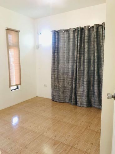 Townhouse for Rent with 3 Bedrooms Unfurnished near Clark Angeles City05