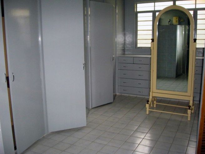 Well-Maintained 4 Bedroom House for Lease in Bel-Air Village03