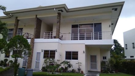 "2 Bedroom Duplex House For Rent in Amsic, Angeles City"02