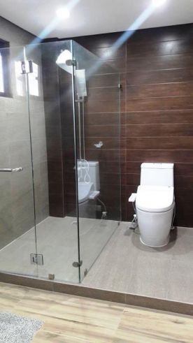 5 Bedrooms Elegant House and Lot WIth Private Pool For Rent in Exclusi04