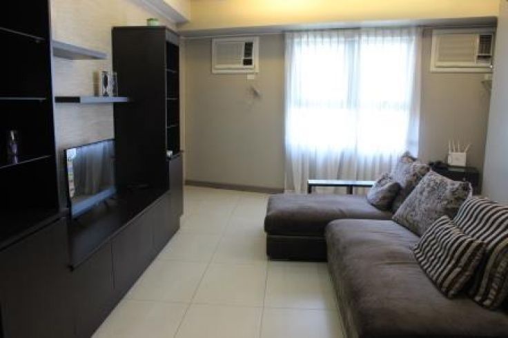 3B 3B Furnished Loft Apartment in BGC at The Fort Residences01