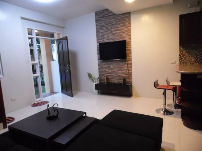 Two Storey Apartment Fully Furnished For Rent In Angeles City04