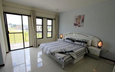 Modern House and Lot Fully Furnished For Rent in Hensonville  Angeles02