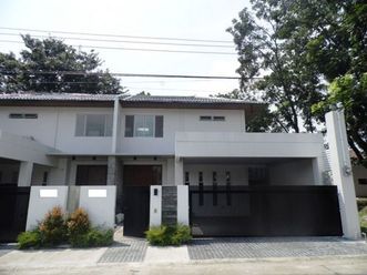 Modern House and Lot For Rent  in Friendship area @P45K02