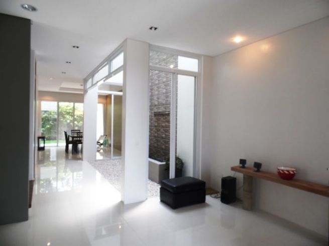 Modern House and Lot For Rent  in Friendship area @P45K03