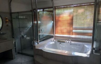 4 Bedroom House and Lot for Rent at Forbes Park Makati(All Direct List02
