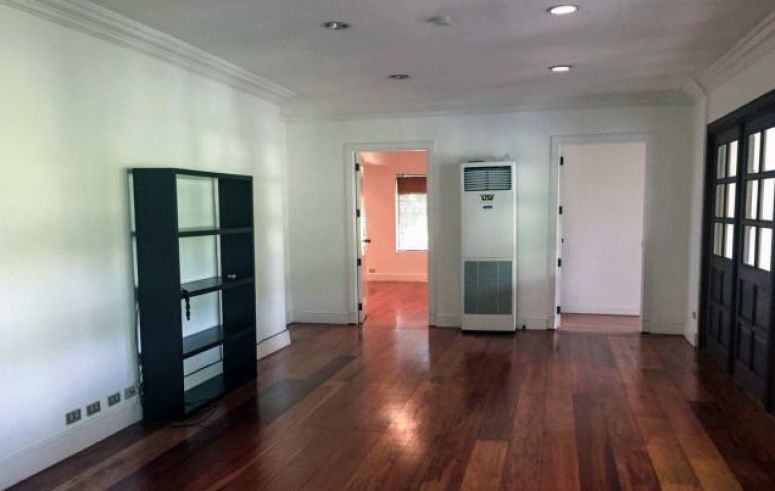 4 Bedroom House and Lot for Rent at Forbes Park Makati(All Direct List04