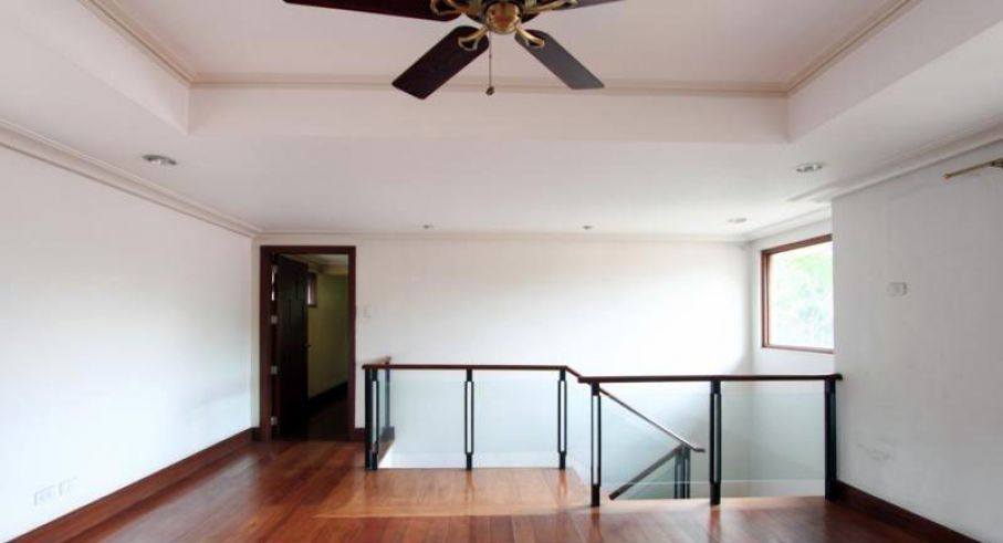 4 Bedroom Elegant House for Rent in Urdaneta Village Makati(All Direct03