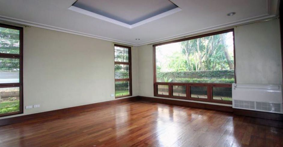 4 Bedroom Elegant House for Rent in Urdaneta Village Makati(All Direct04
