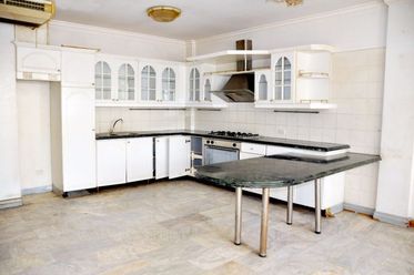 "3 BR House for Rent, 2 Storey"02