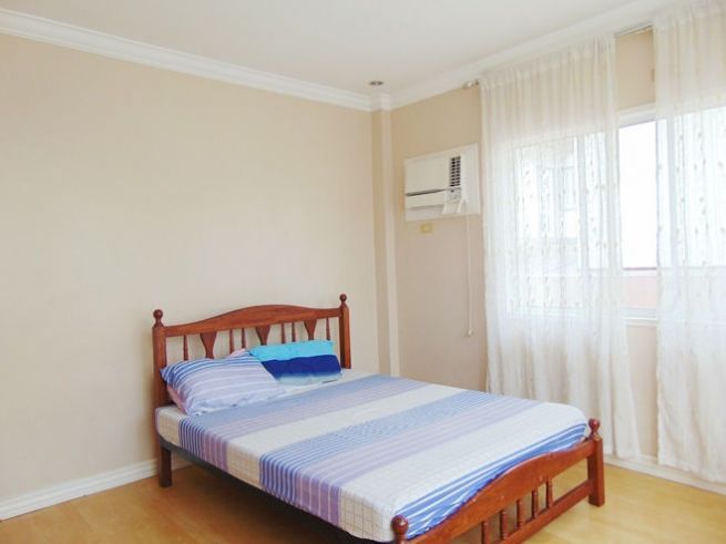 "Fully Furnished House with 6-Bedrooms For Rent in Banawa, Cebu  City"04