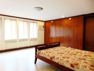 "House for Rent in Banilad, Cebu City, 4 Bedrooms"02