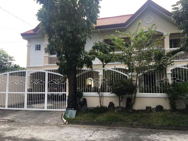 5 Bedroom House with pool for rent - 60K03