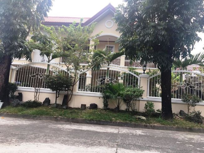 5 Bedroom House with pool for rent - 60K04