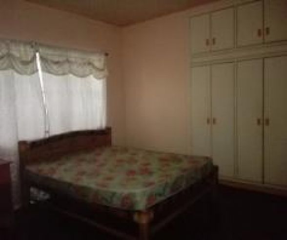 3 Bedroom House with big yard in Angeles City03
