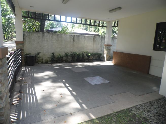 3 Bedroom Bungalow House &amp; Lot For Rent In Friendship Angeles City04