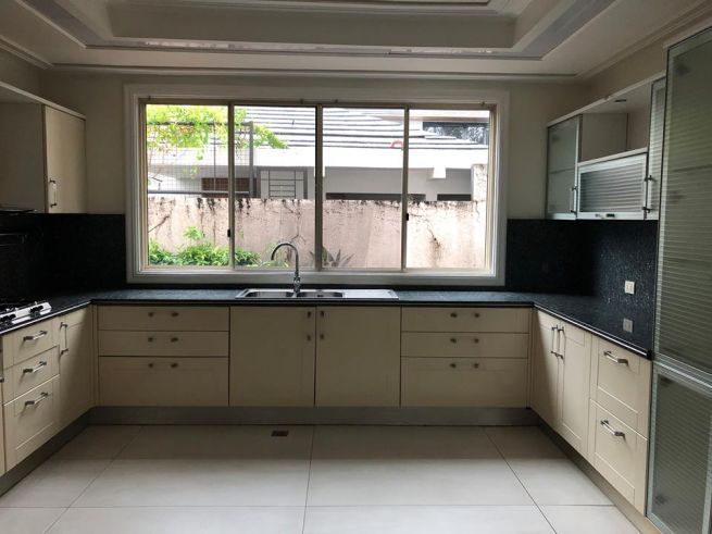 "JSI - For Lease : 4 Bedroom House in Dasmarinas Village, Makati"04
