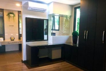 "Impressive 4 Bedroom House and Lot for Rent in Dasmarinas Village, Mak"02