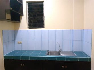 "House For Rent, with 2 bedroom, Near SM North Edsa"02