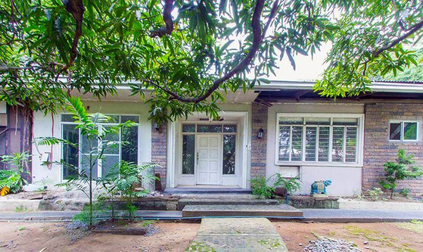 "Stylish 5 Bedroom House and Lot for Rent in Forbes Park, Makati City"03