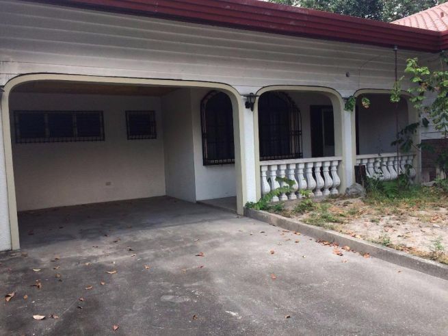 For Rent Bungalow House In Friendship Angeles City03